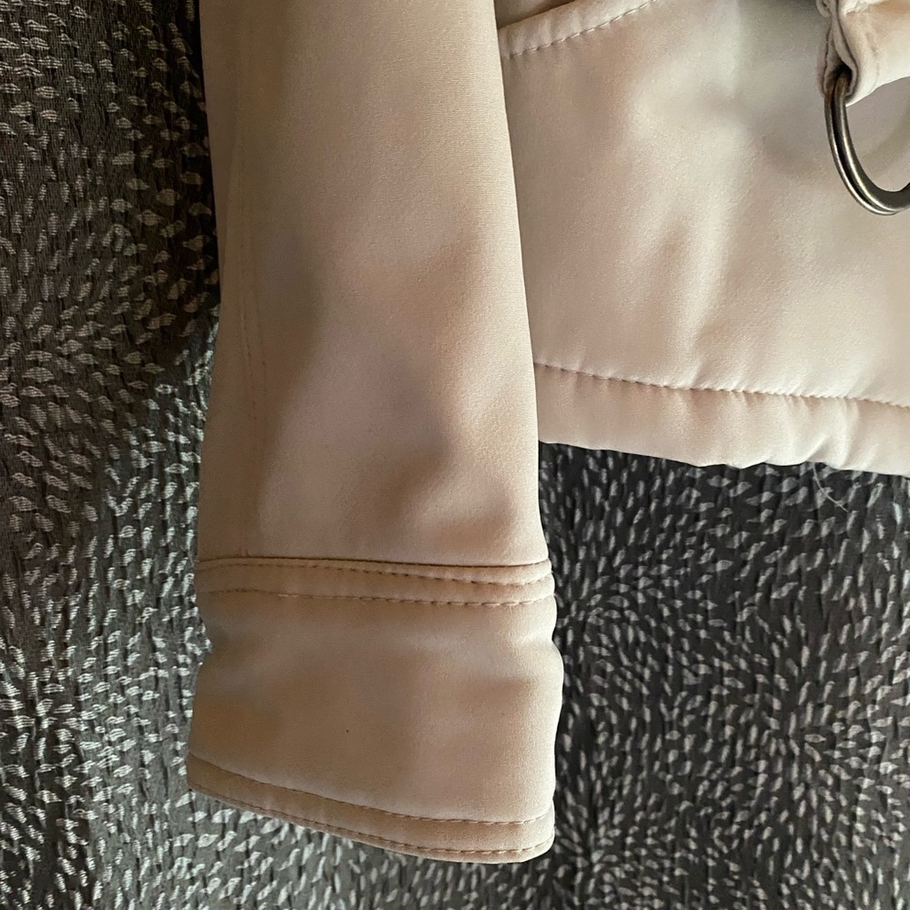 Jacket - Picture 9 of 9